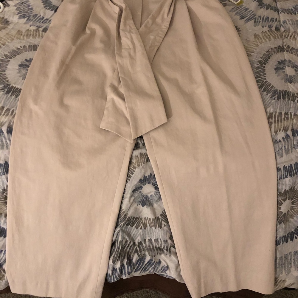 Raunchy waist line,high waisted,comfortable fit
